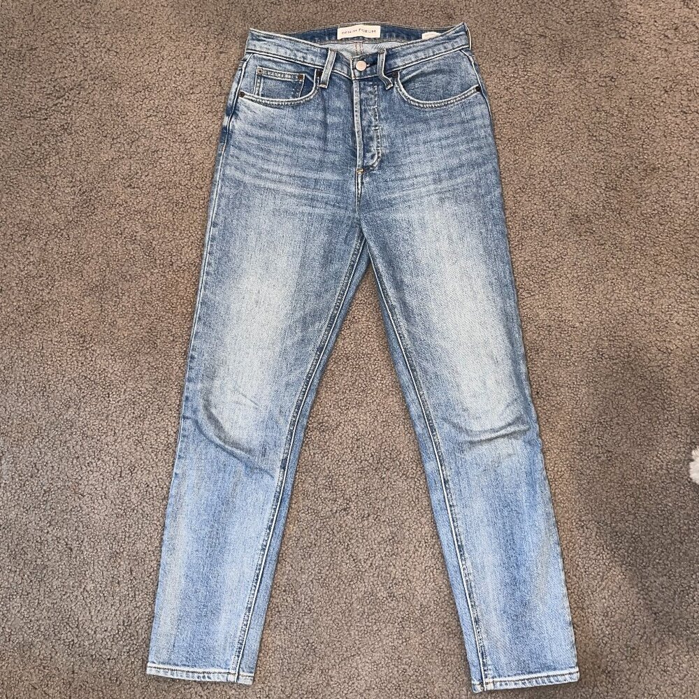 ARITZIA DENIM FORUM THE YOKO HIGH RISE SLIM BLUE DENIM JEANS -  EUC - SIZE 26